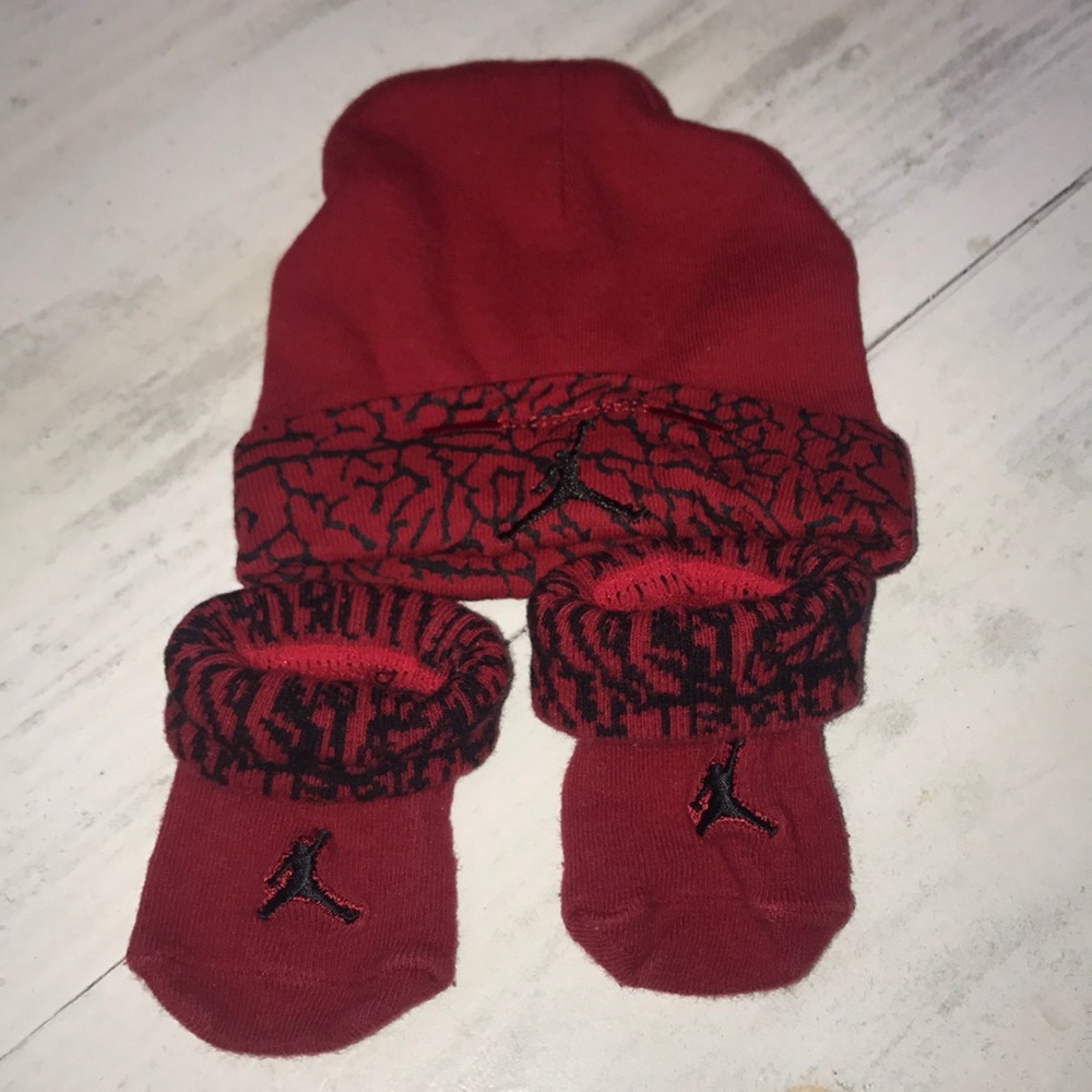 Baby Jordan hat and socks